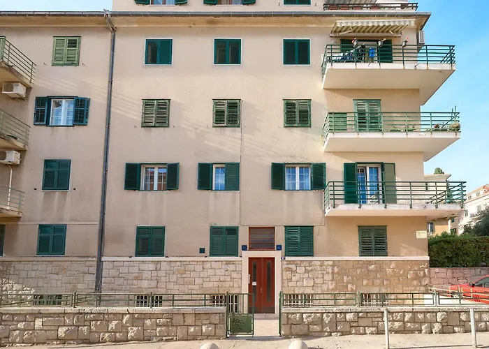 Elegantan Apartman Split